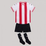 Niños Brentford 2025/26 Kit Local
