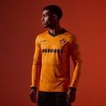 Camiseta local de manga larga Wolverhampton Wanderers 2026/27 para mujer Camiseta local de manga larga Wolverhampton Wanderers 2026/27 para mujer