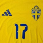 Mujer Camiseta Suecia 2026 Local Auténtica Mundial GYÖKERES #17