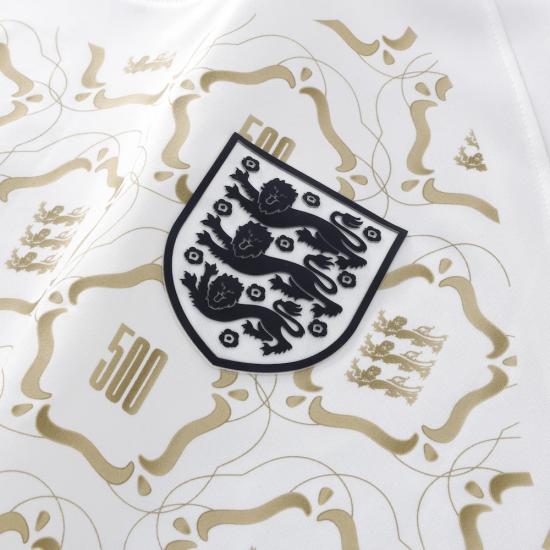 Camiseta Pre-Partido 500 Aniversario England Lionesses Niño – Blanco Camiseta Pre-Partido 500 Aniversario England Lionesses Niño – Blanco