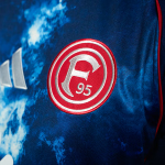 Camiseta Especial Niño Fortuna Düsseldorf 2025/26 Camiseta Especial Niño Fortuna Düsseldorf 2025/26