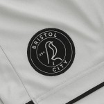 Pantalones Cortos de Visitante Bristol City 2026/27 para Niño Pantalones Cortos de Visitante Bristol City 2026/27 para Niño