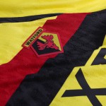Kit Local del Watford 2026/27 para Niño Kit Local del Watford 2026/27 para Niño